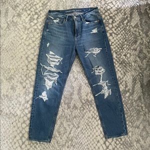 American Eagle 90s Slim Boyfriend Jeans